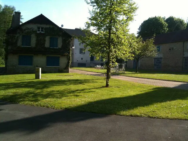 Room Rue de la Prairie in Château-Thierry