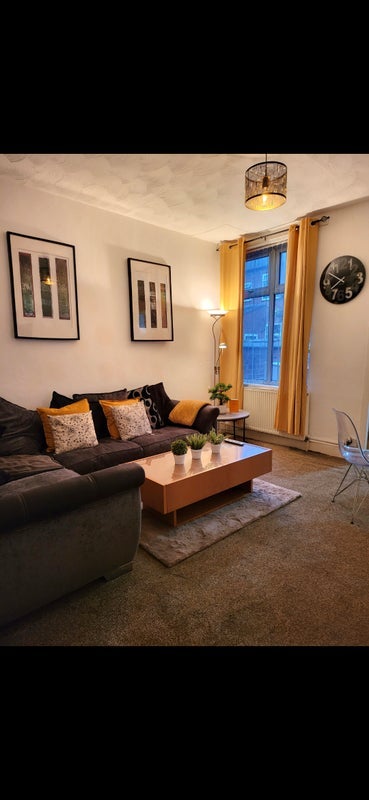 Room Letchworth Street in Manchester