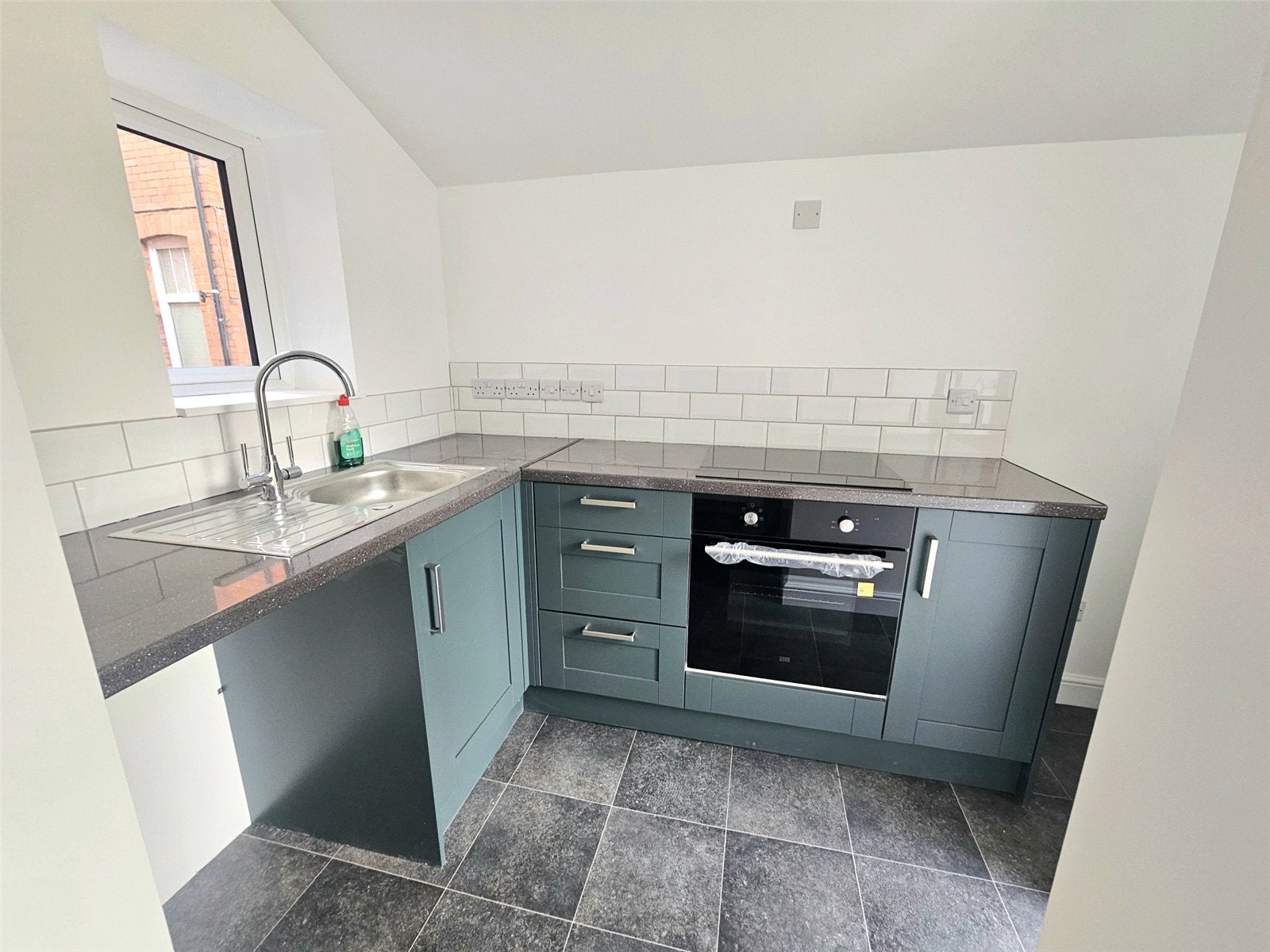 Flat Craig Road in Llandrindod Wells