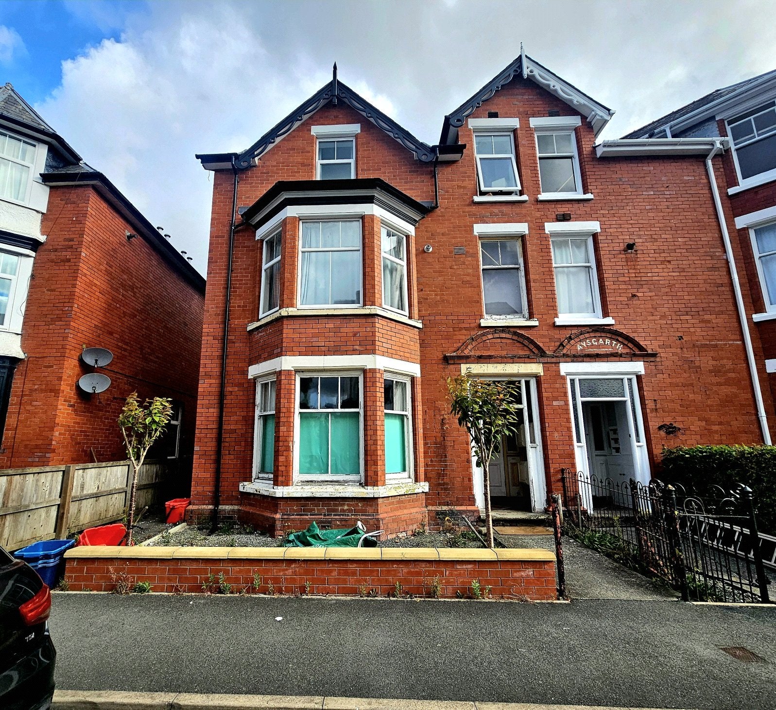 Flat Craig Road in Llandrindod Wells