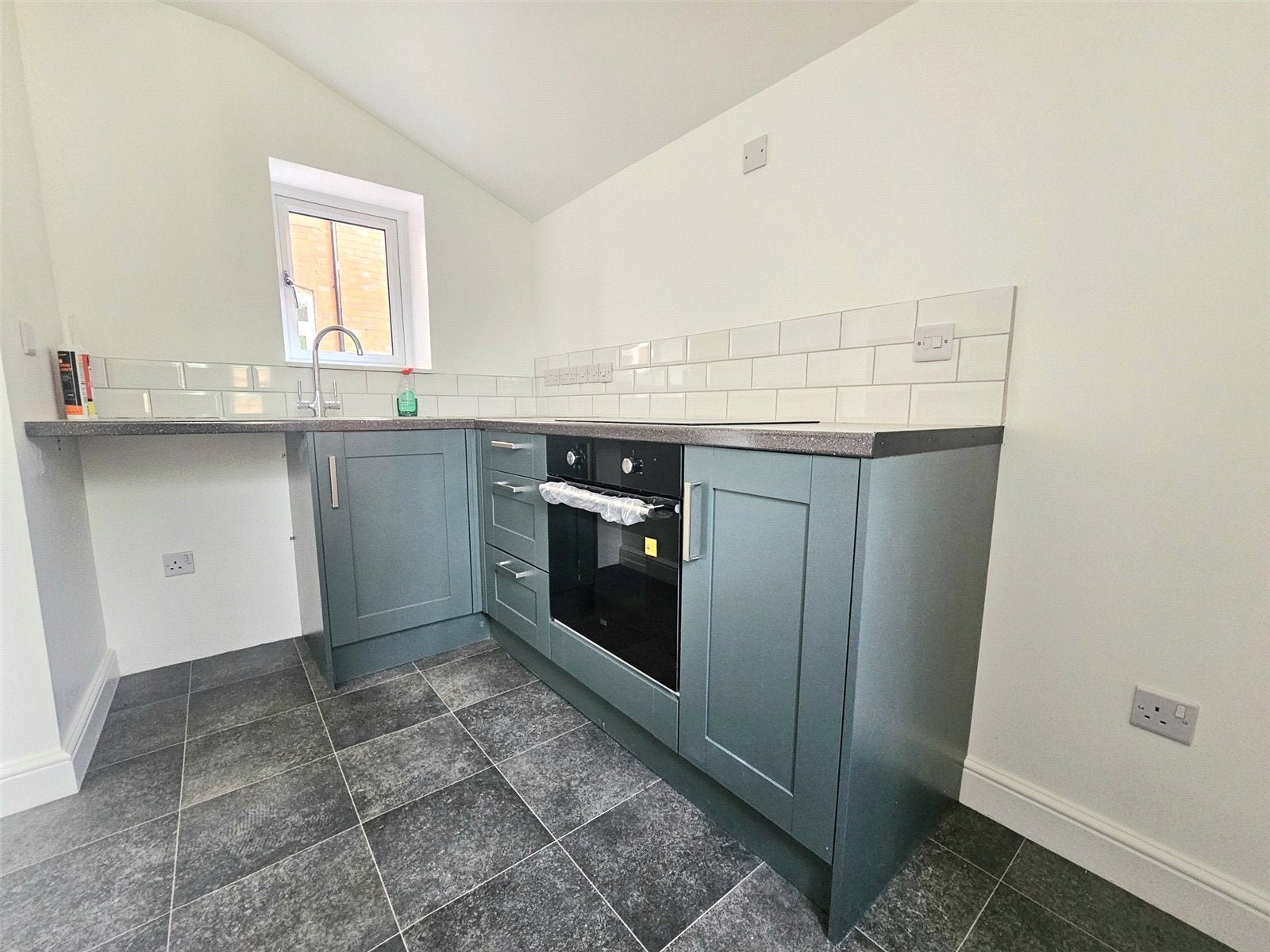 Flat Craig Road in Llandrindod Wells