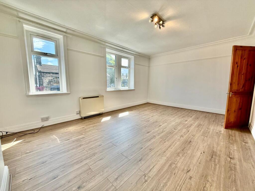 Flat Hexal Road in Greater London