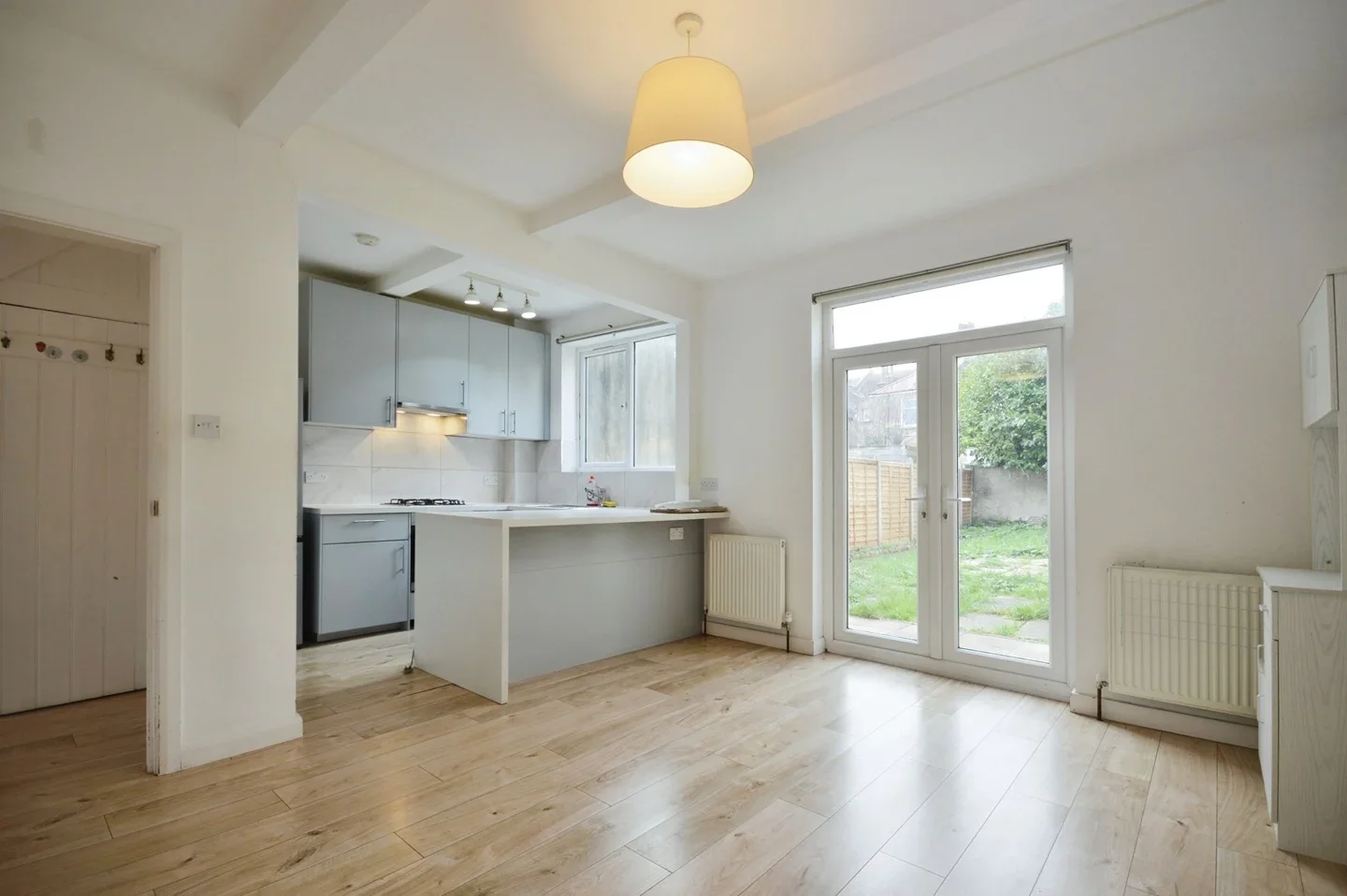 House Hepworth Road in Greater London