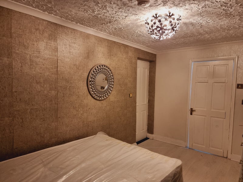 Room Ashdale Crescent in Tameside
