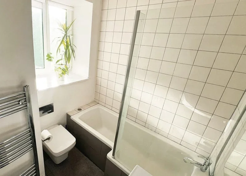Room Hamilton Road in Greater London