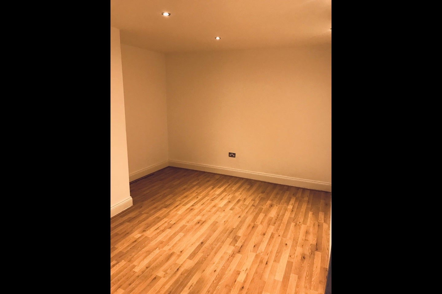 Flat Anerley Road in Greater London