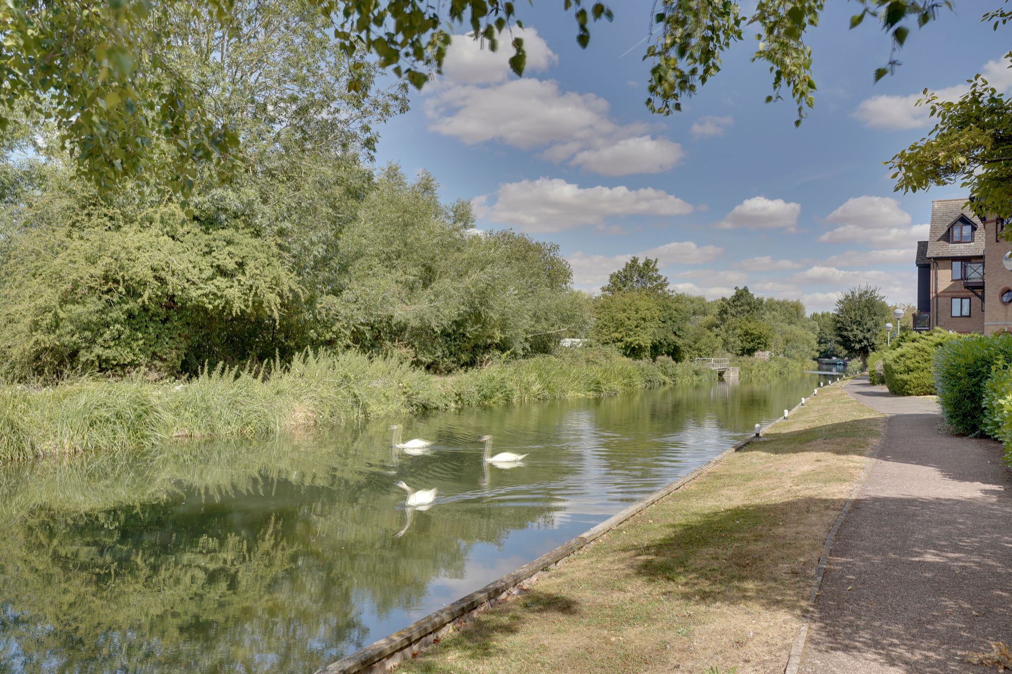 Flat Lawrence Moorings in Epping Forest