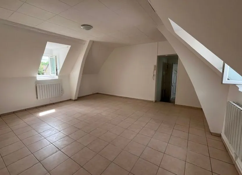 Flat Route de Reims in Trosly-Breuil