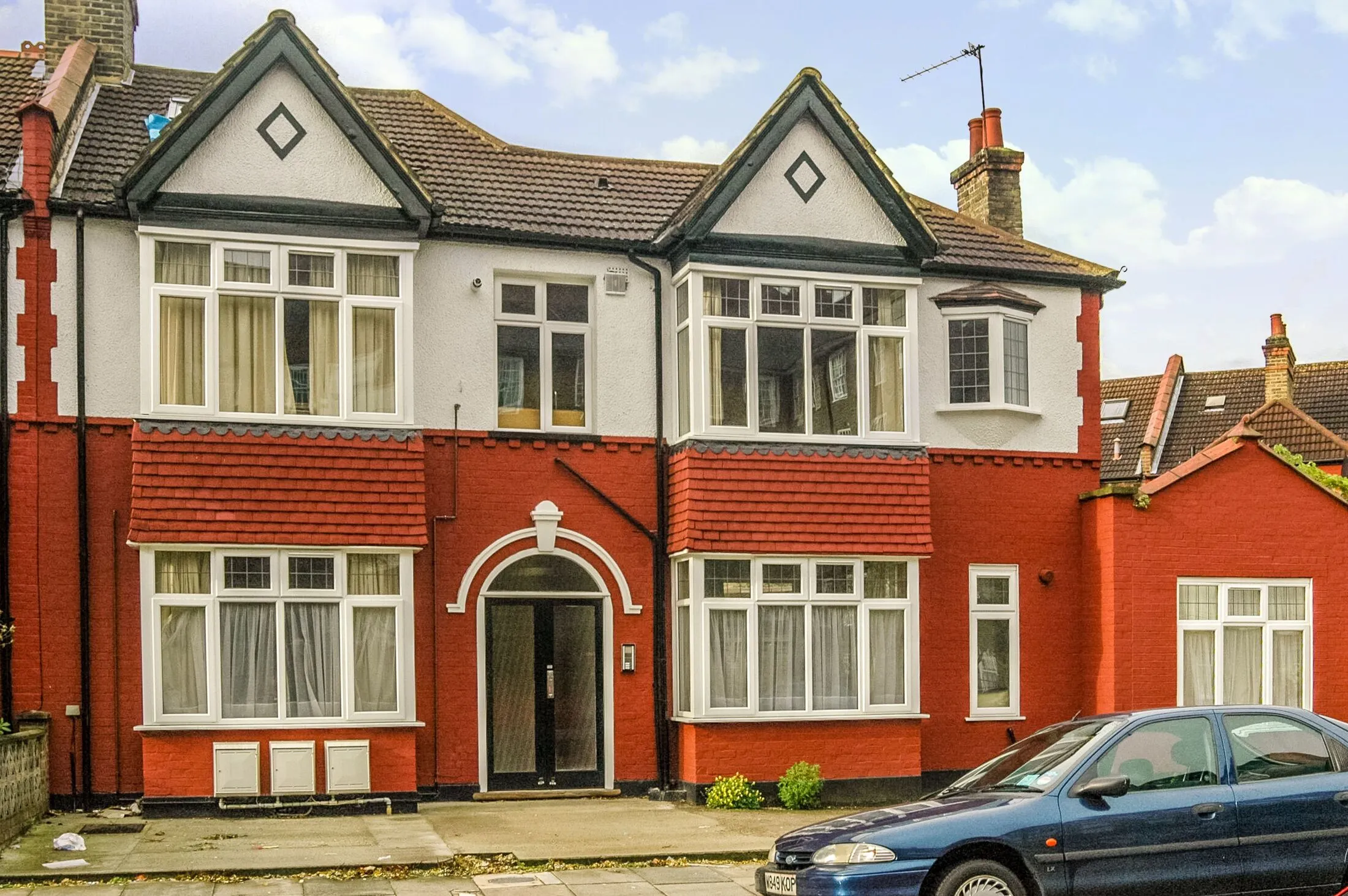 Flat Widdenham Road in Greater London