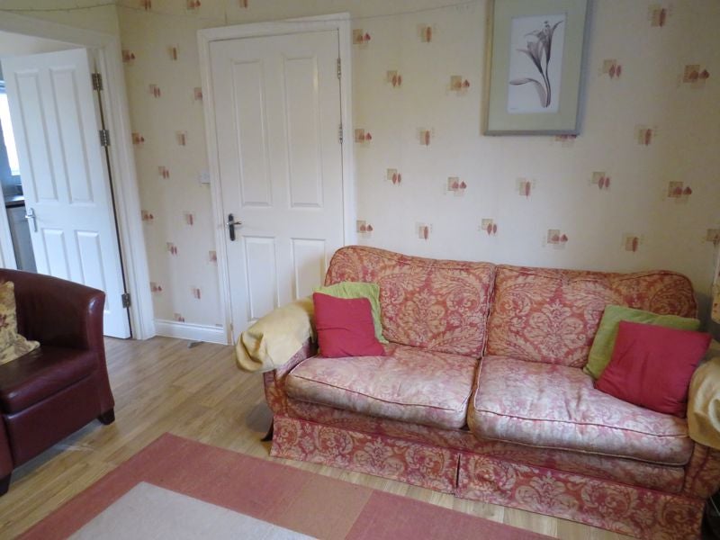 Flat Baxendale Road in Chichester