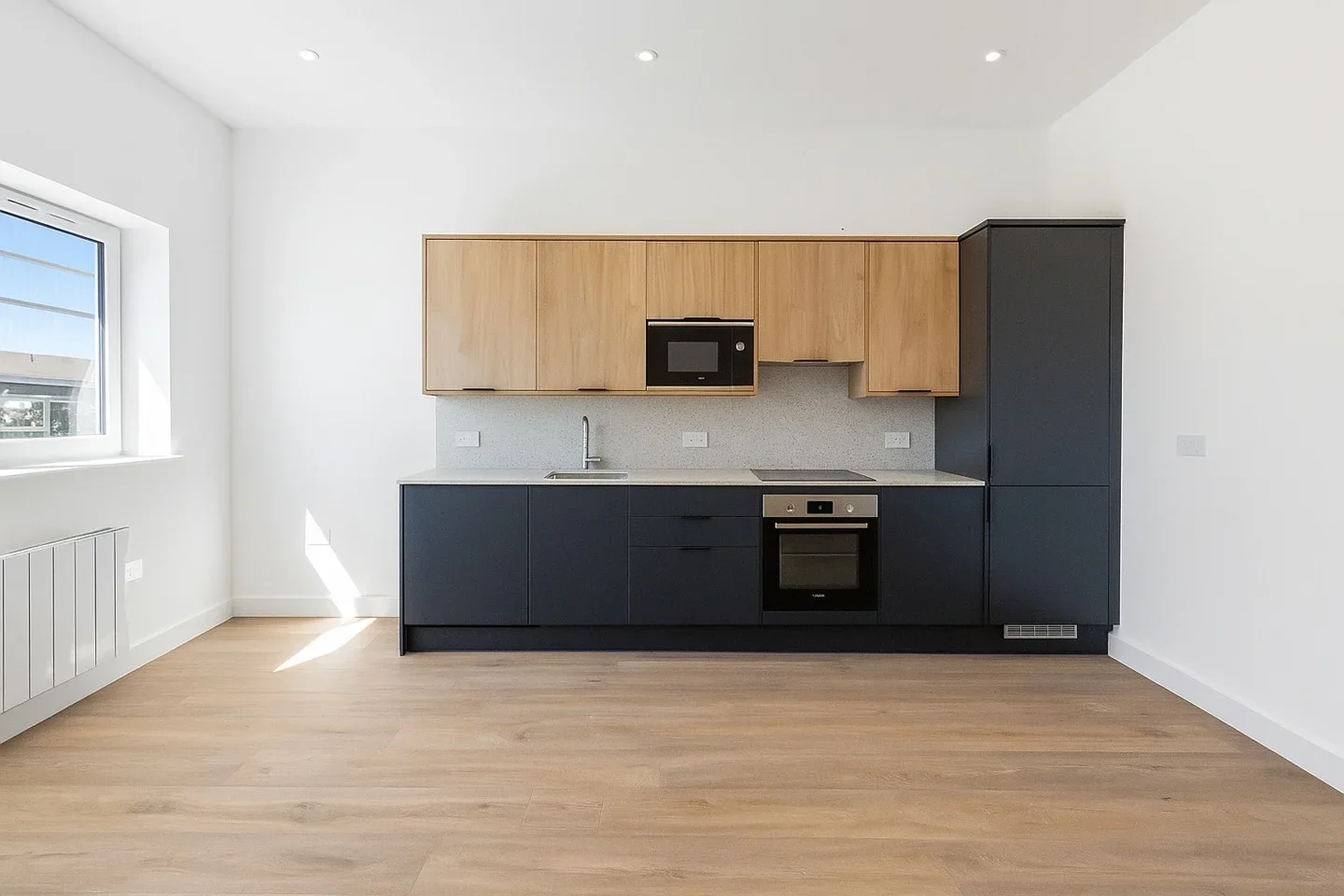 Flat Maidstone Road in Greater London