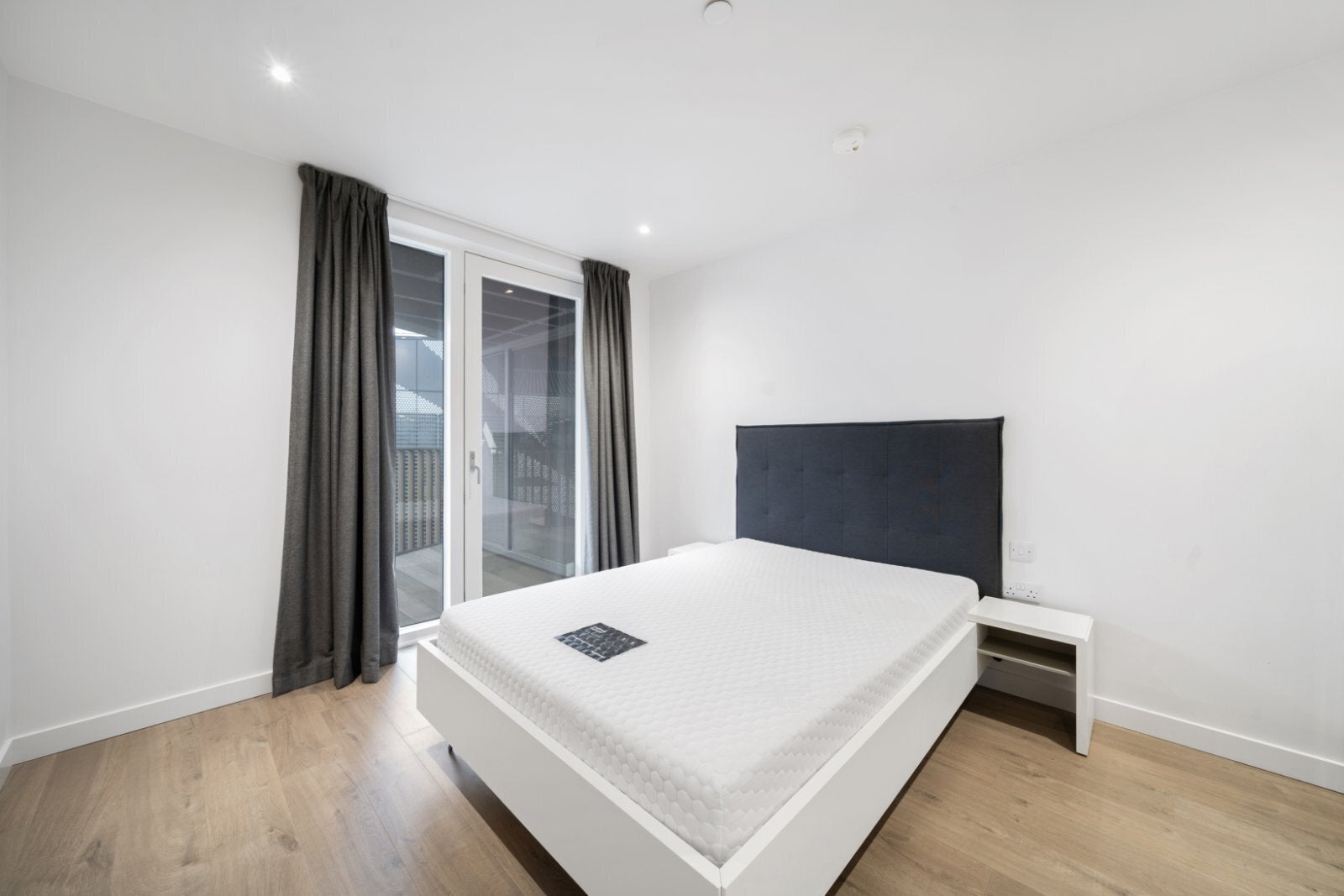 Flat Tandy Place in Greater London
