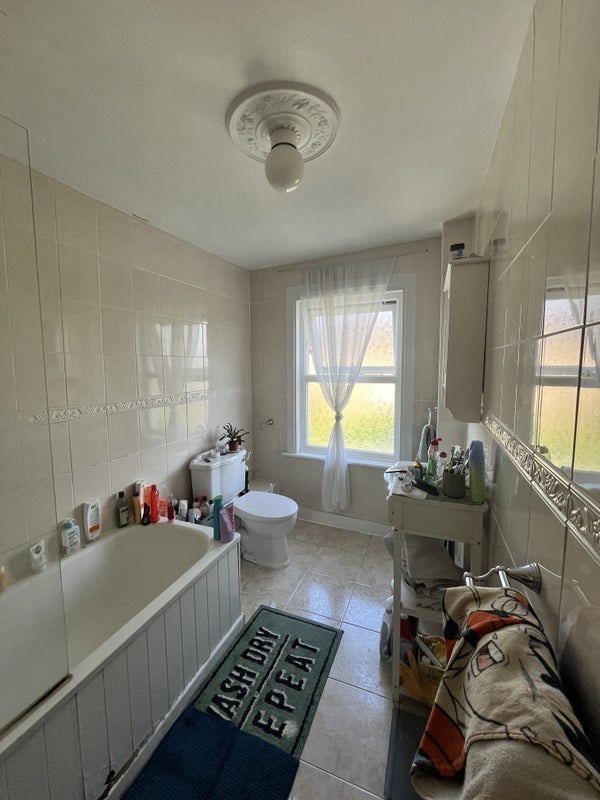 Room Vevey Street in Greater London