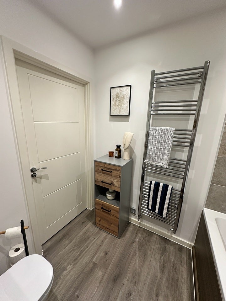 Room Ripple Waters in Gillingham