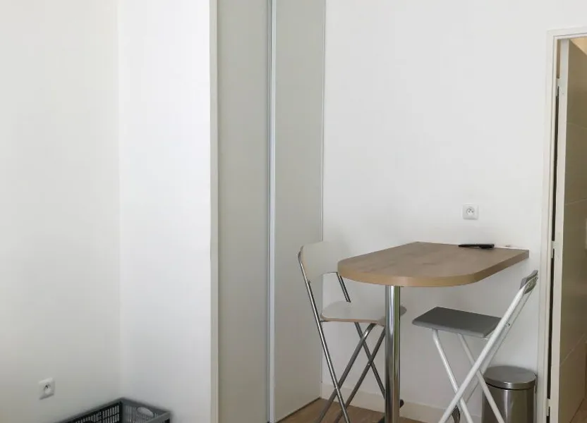 Chambre Rue de Paris à Compiègne