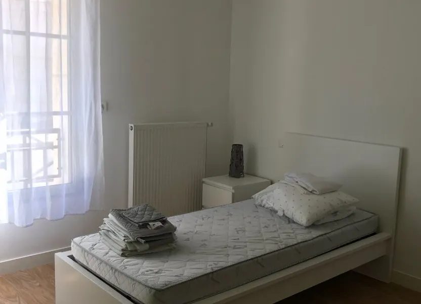 Chambre Rue de Paris à Compiègne