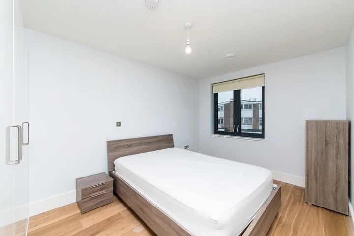 Flat Kilburn Park Road in Greater London
