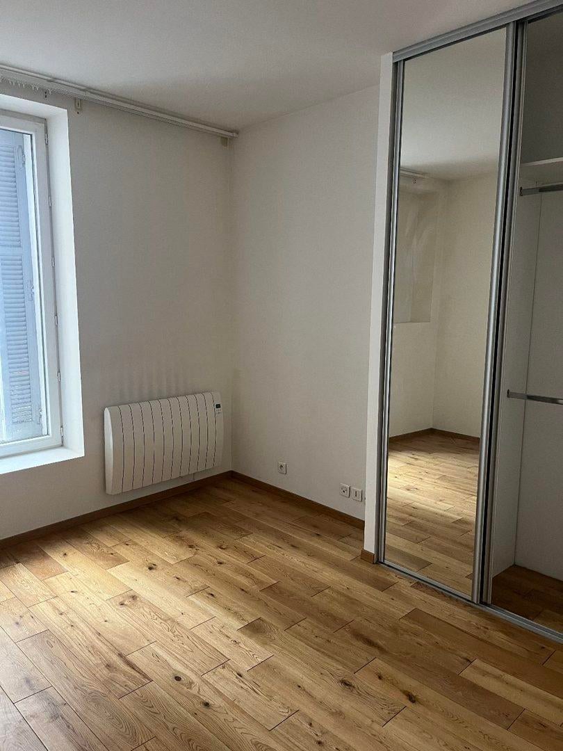 Appartement Rue Sylvabelle Robert de Vernejoul à Marseille