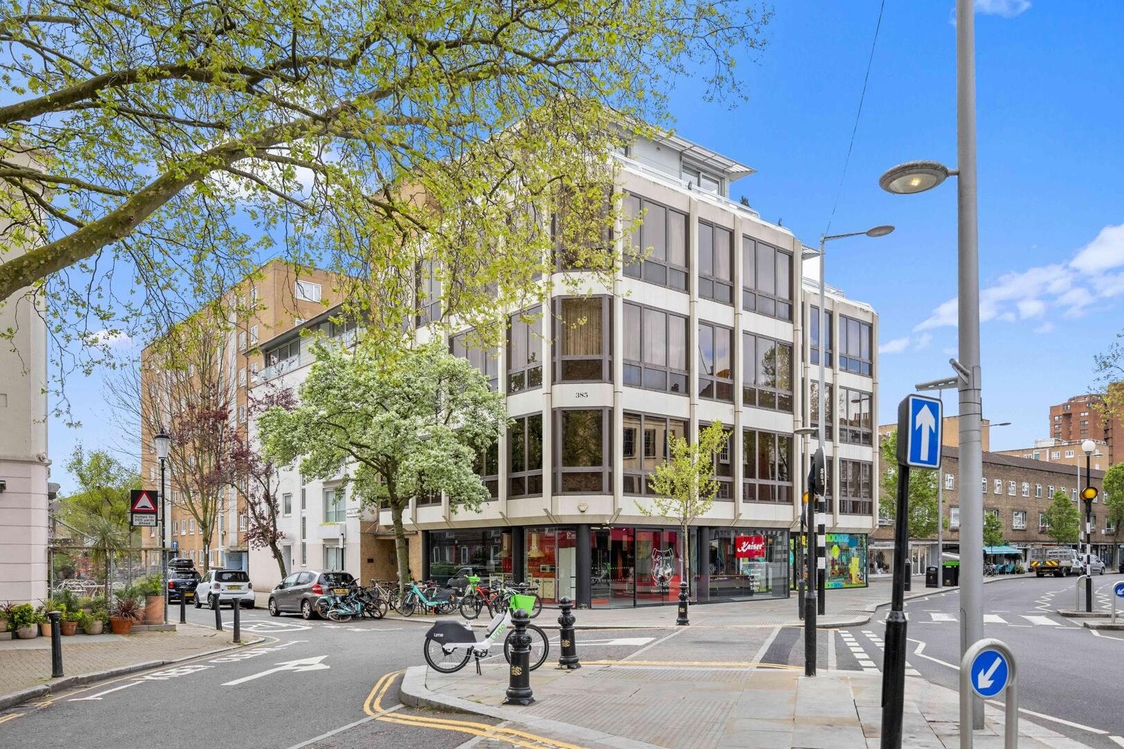 Flat Milmans Street in Greater London