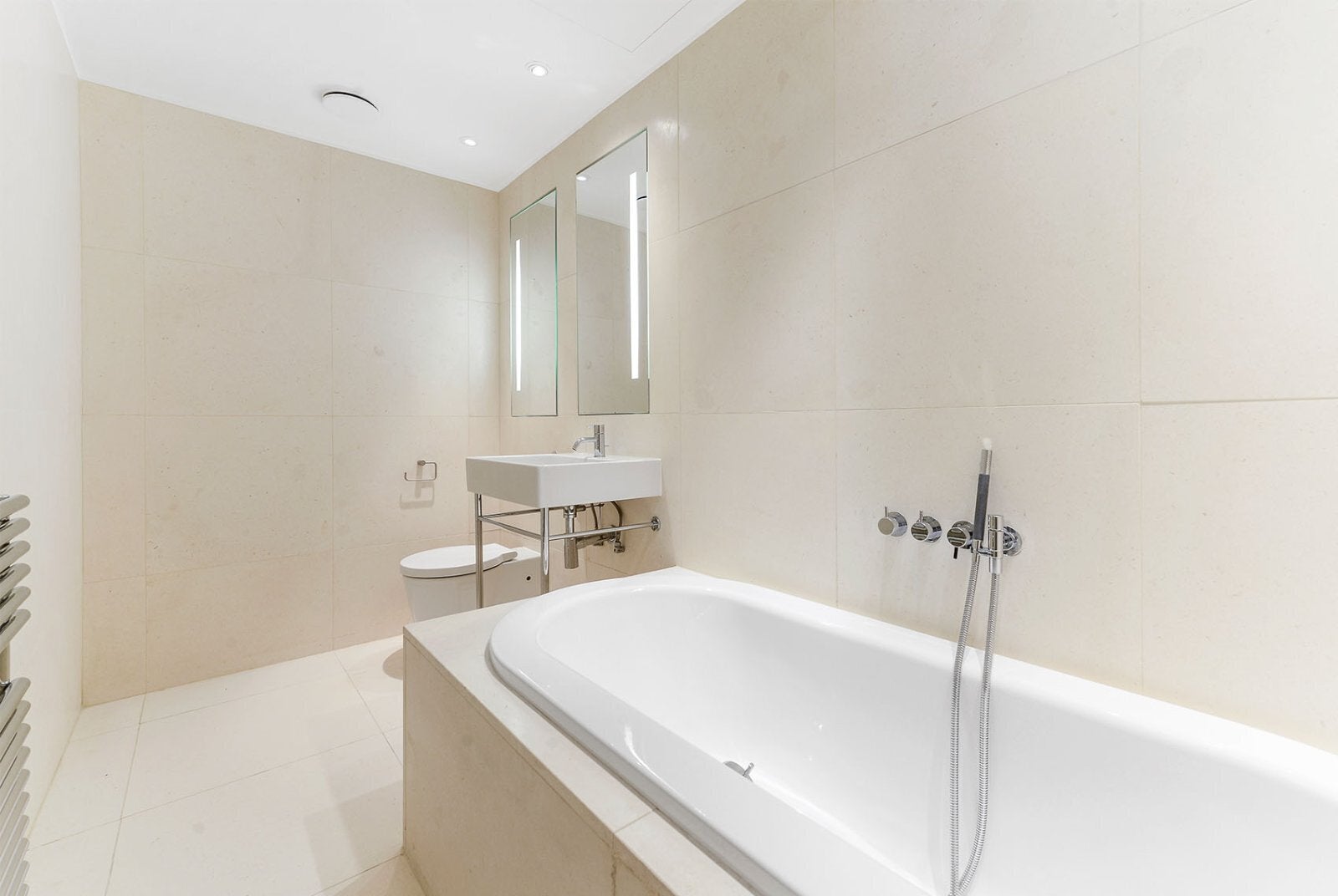 Flat Boydell Court in Greater London