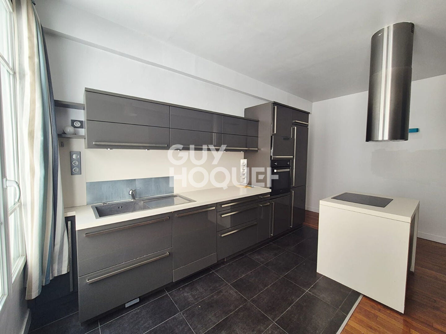 Flat Boulevard de Magenta in Paris