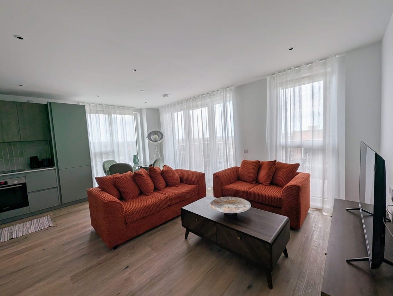 Flat Seva Drive in Greater London