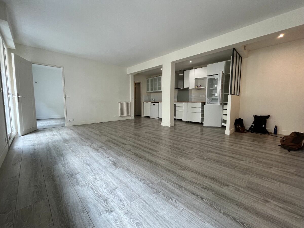 Flat Rue George Sand in Paris