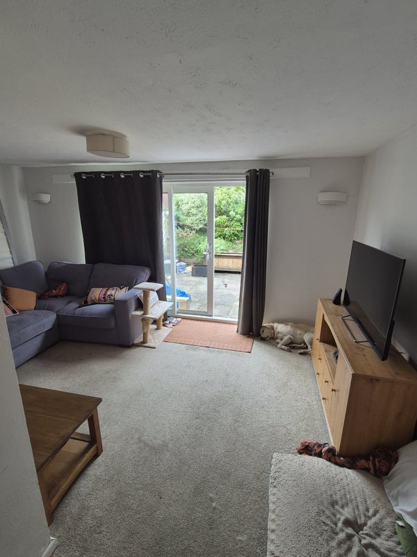 Room Winston Avenue in Poole