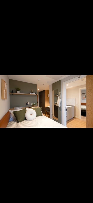 Room Upper Duke Street in Liverpool