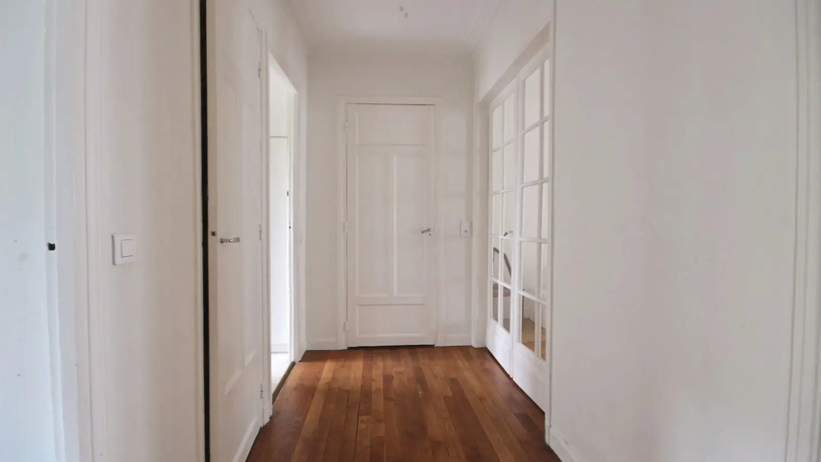 Flat Boulevard Voltaire in Paris