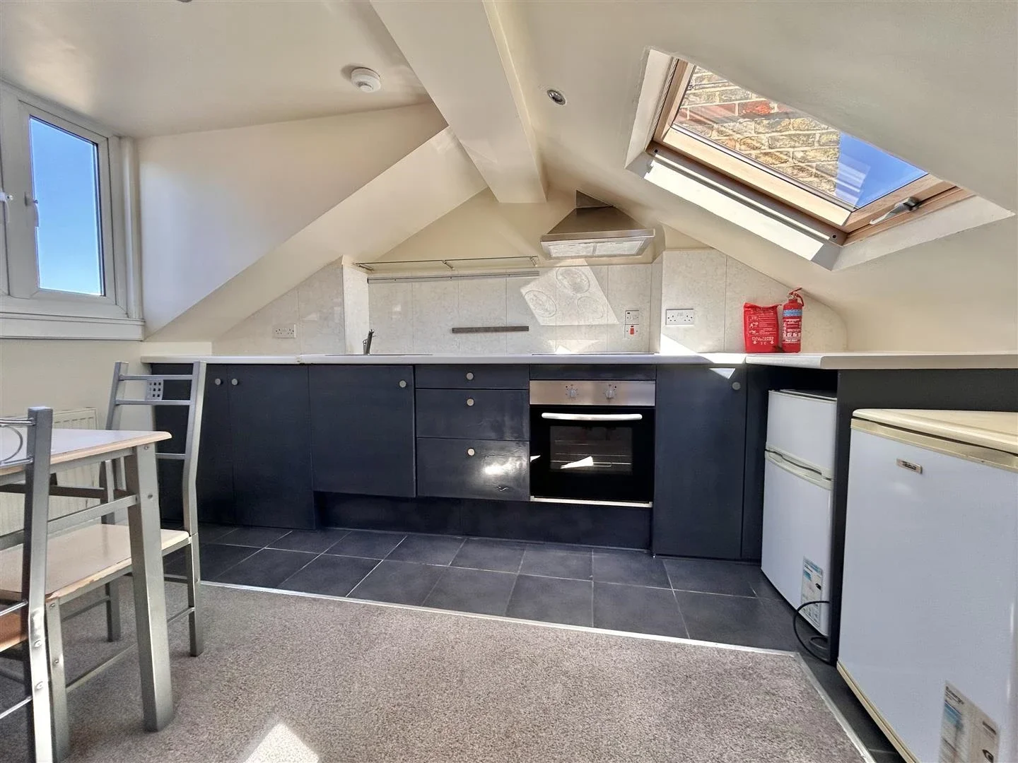 Flat Lordship Lane in Greater London