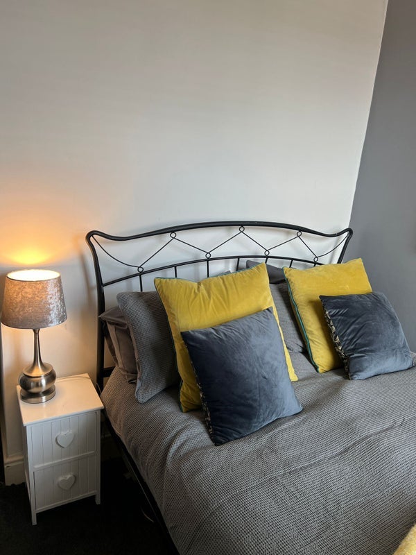Room Belmont Road in Borough of Fylde