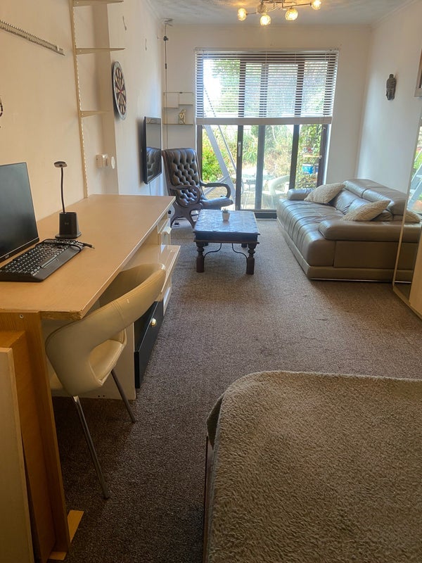 Room Antrobus Road in Birmingham