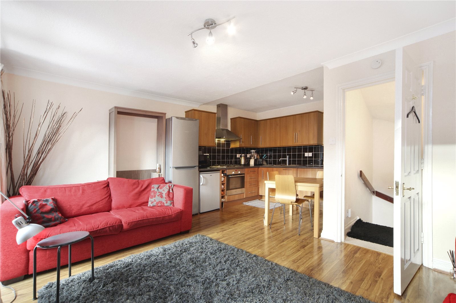 Flat Maple Mews in City of Westminster