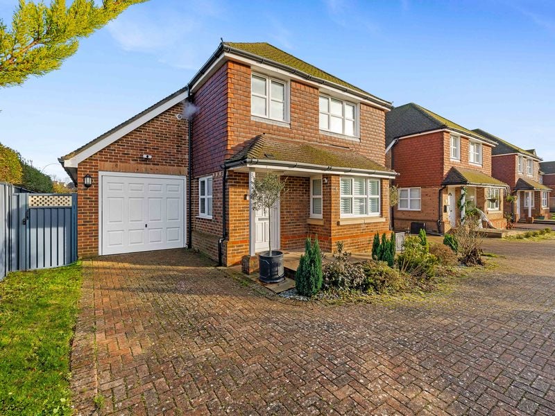 House Napier Close in Reigate and Banstead