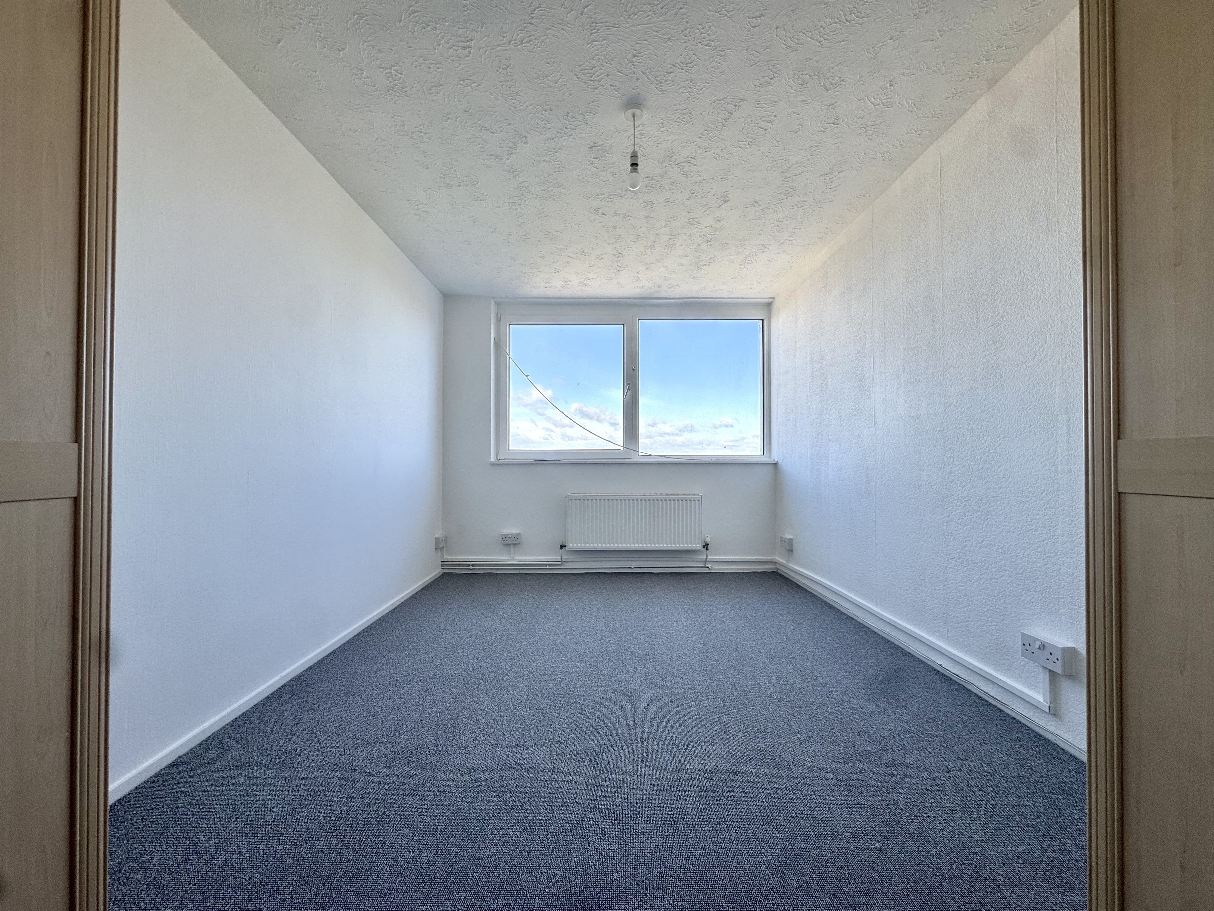 Flat Furzedene Road in Hove