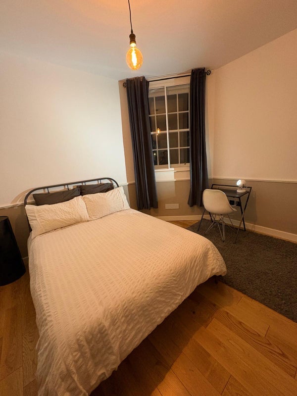 Room Union Close in Greater London