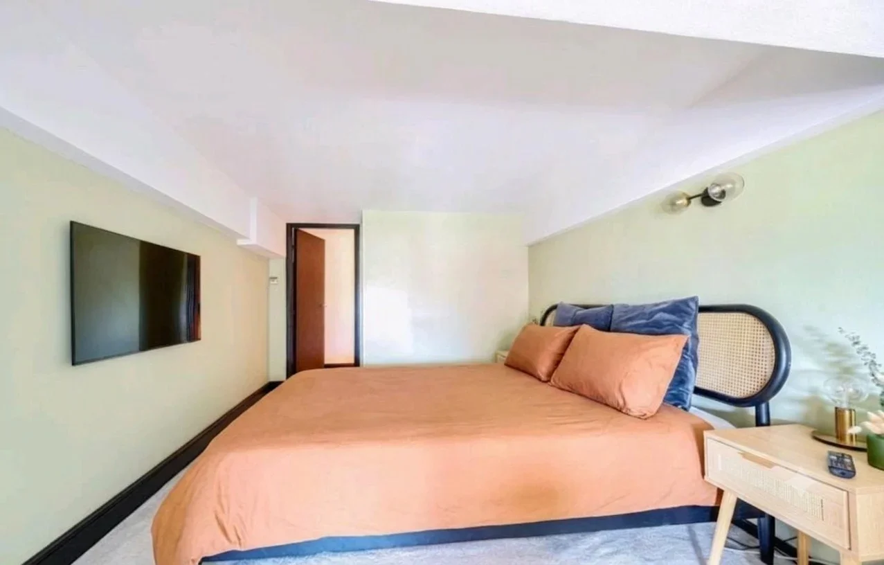Flat Fairfield Road in Greater London