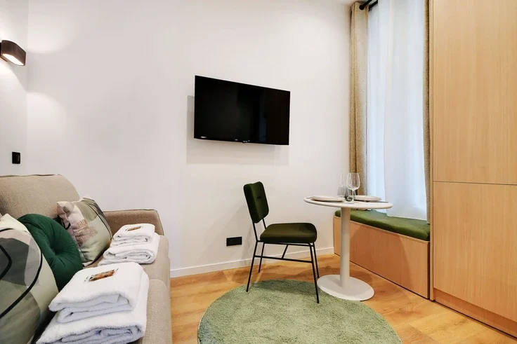 Appartement Rue Poussin à Paris