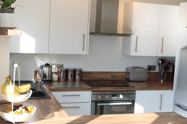 Flat Bayswater Road in Bristol