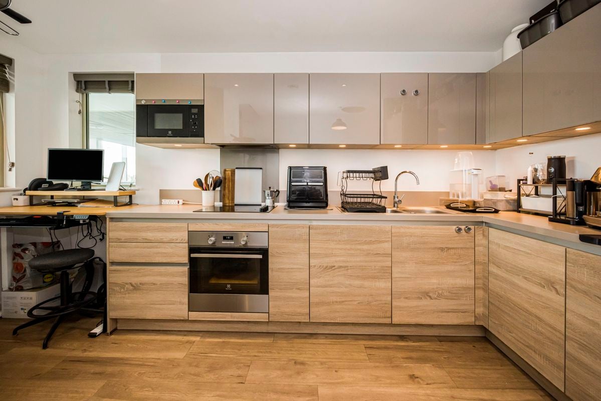 Flat Newham Way in Greater London