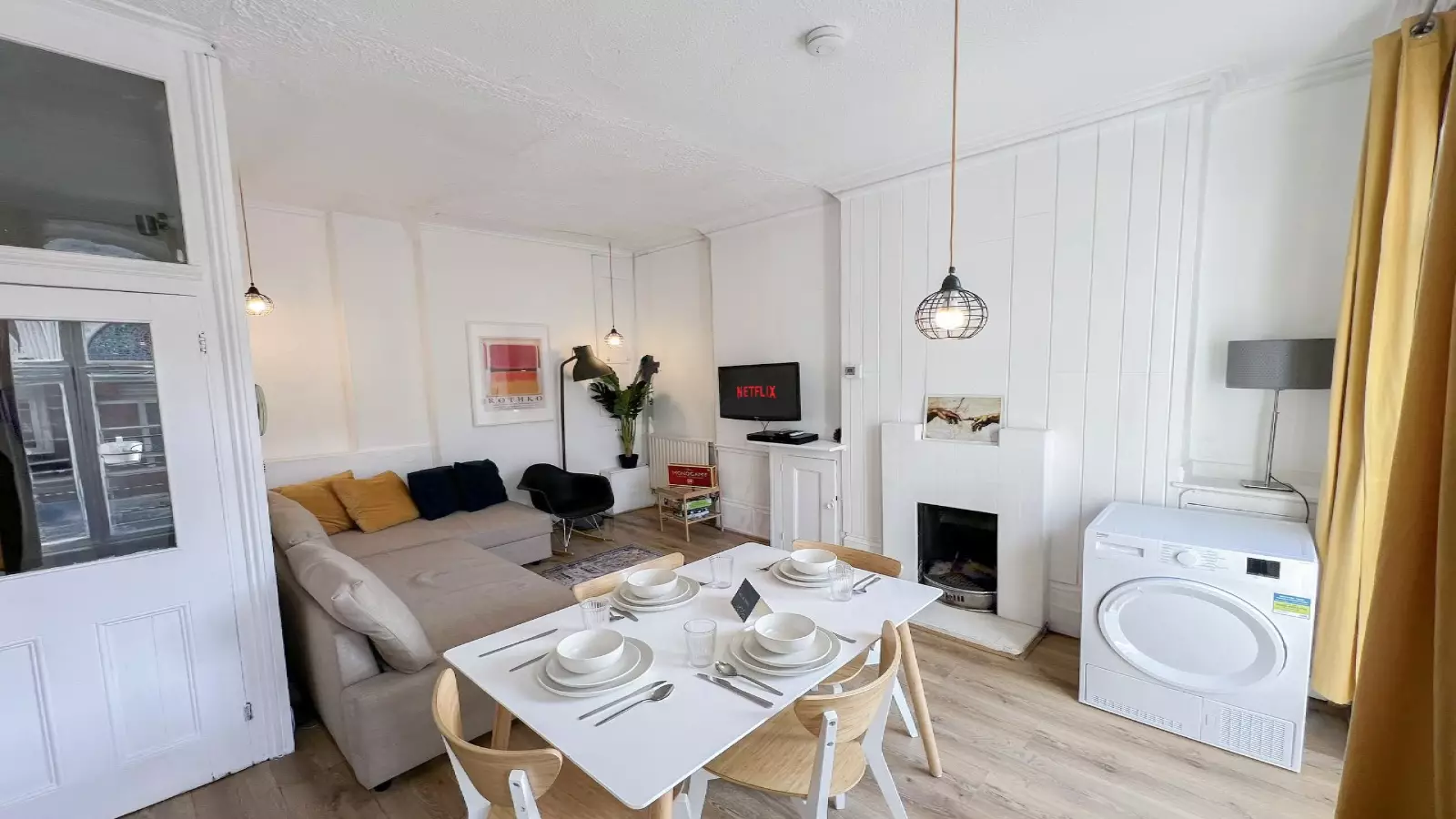 Flat Long Lane in City of London