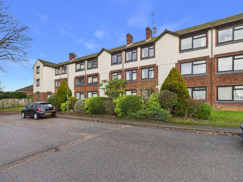 Flat Highmoor in Amersham