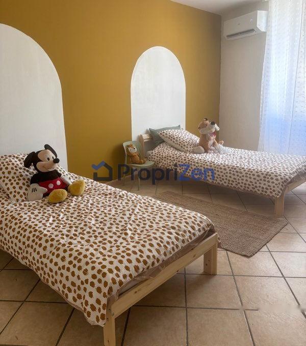 Appartement Allée Figlinesi à Pélissanne