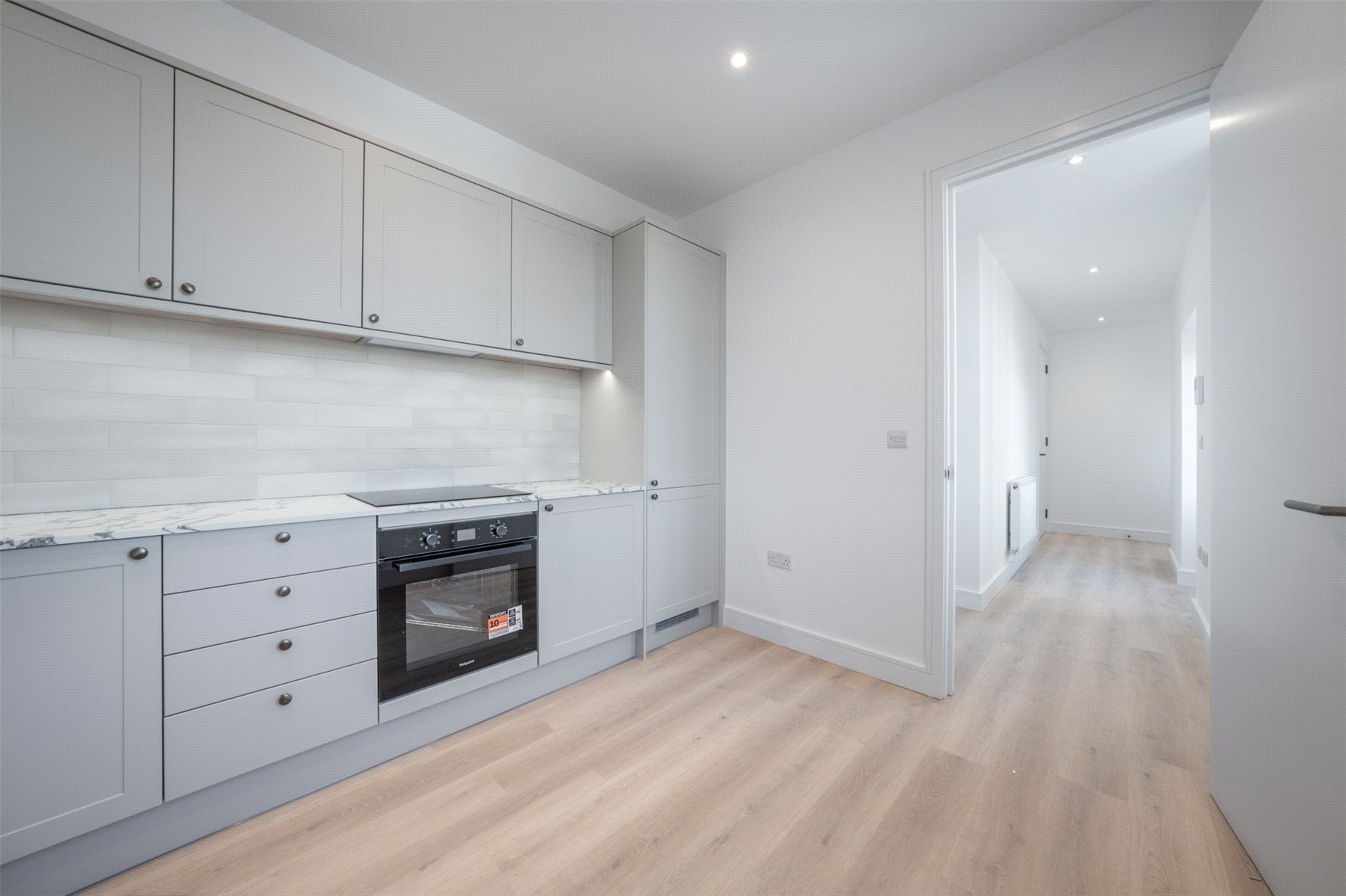 Flat Muswell Hill Broadway in Greater London