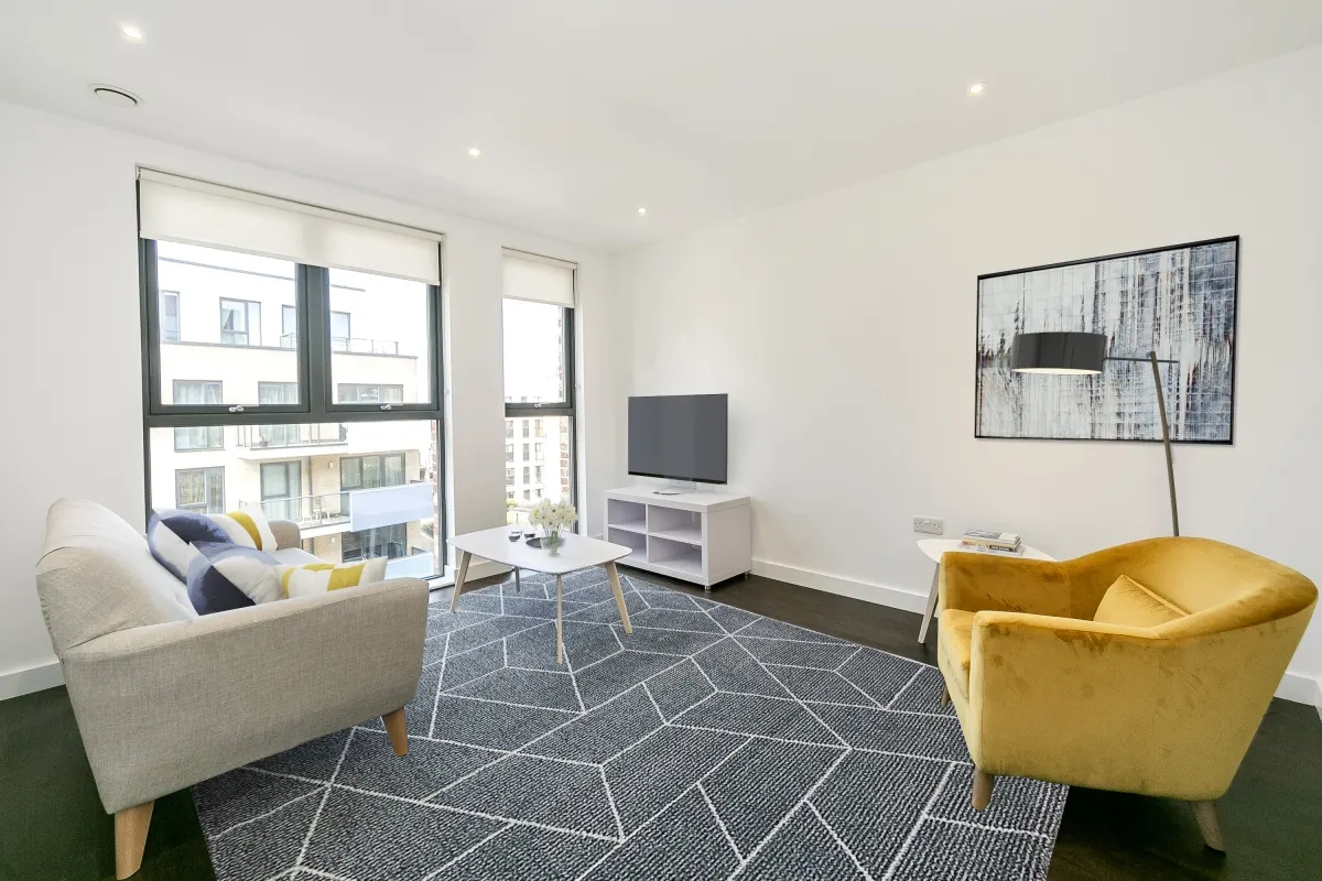 Flat Larkwood Avenue in Greater London
