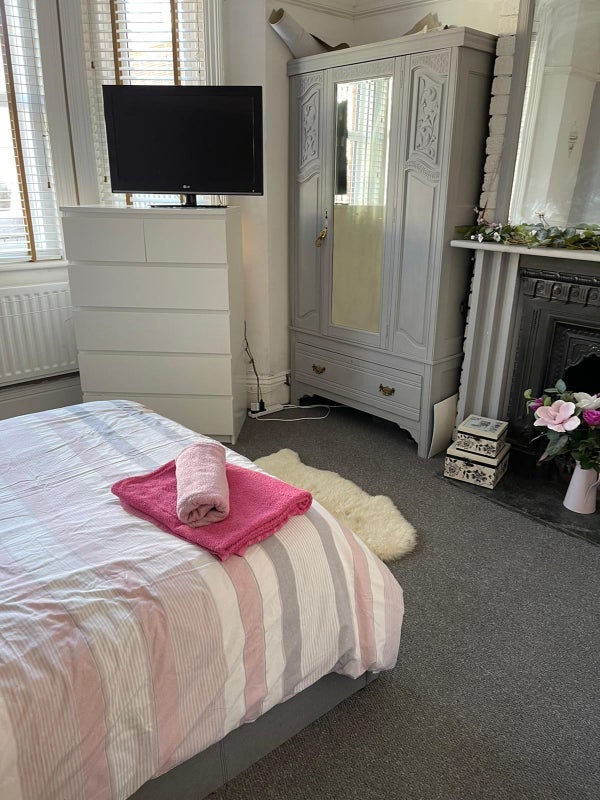Room Haviland Road East in Bournemouth
