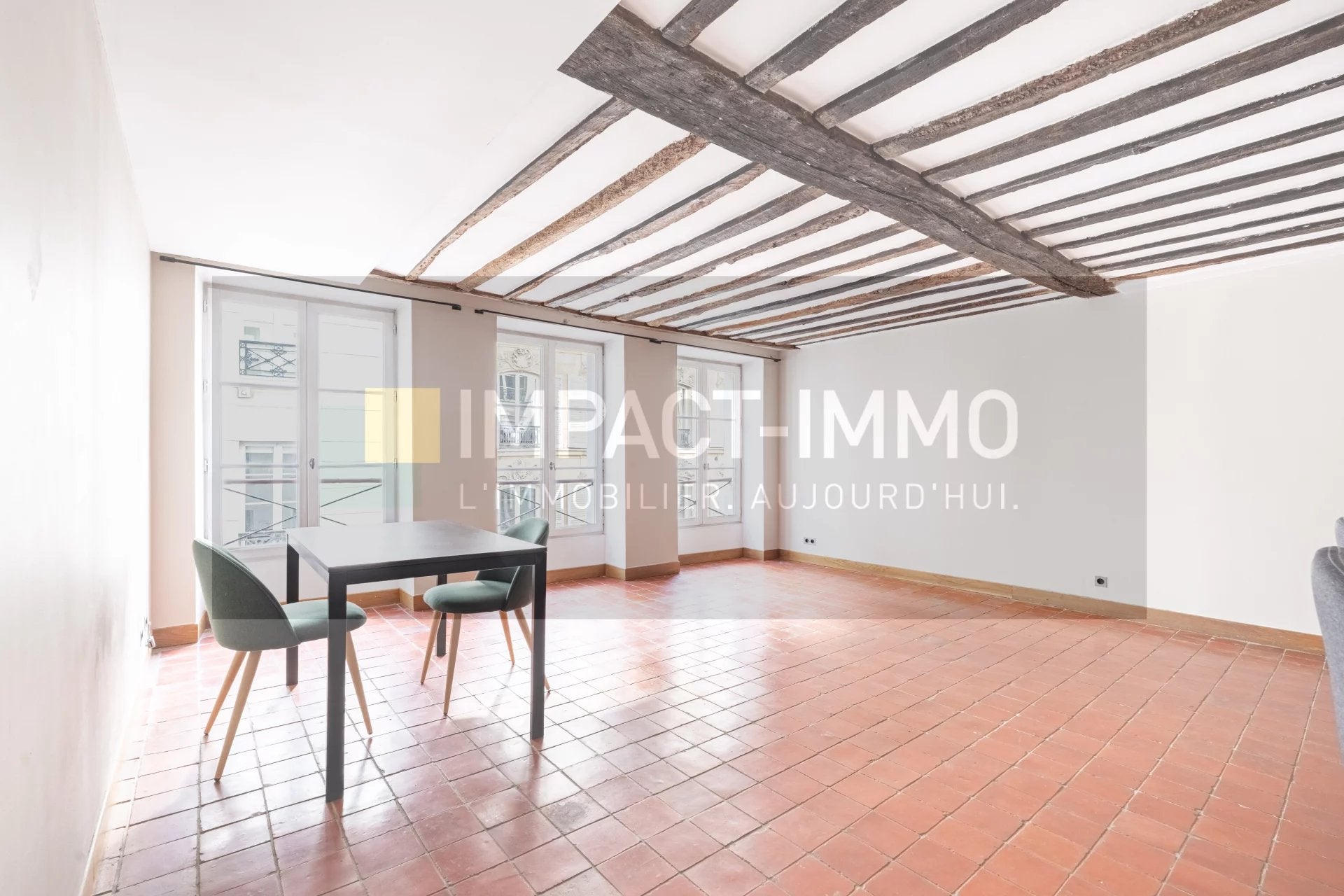 Appartement Rue de Verneuil à Paris