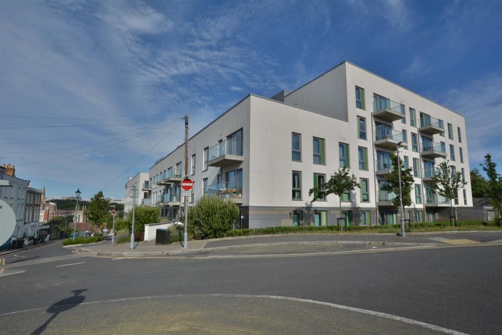 Flat Upper Terrace Road in Bournemouth