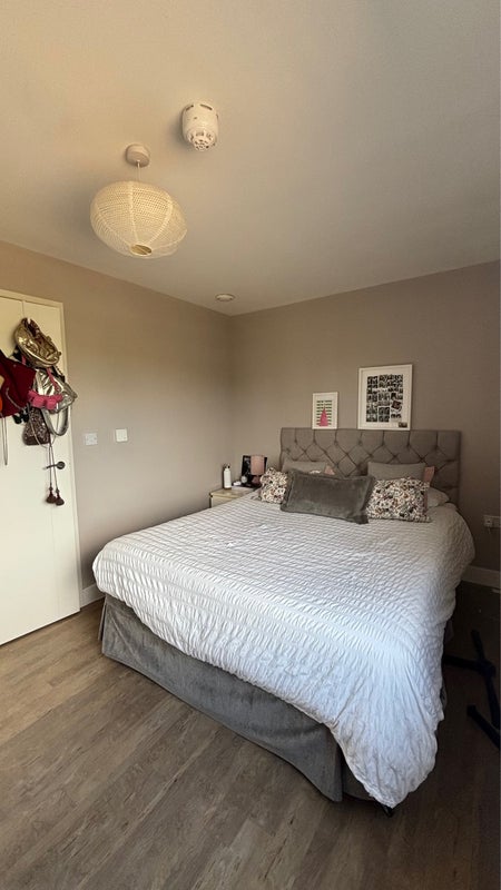 Room Brixton Station Road in Greater London